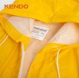 KENDO RAINCOAT WITH ZIPPER AND POCKETS