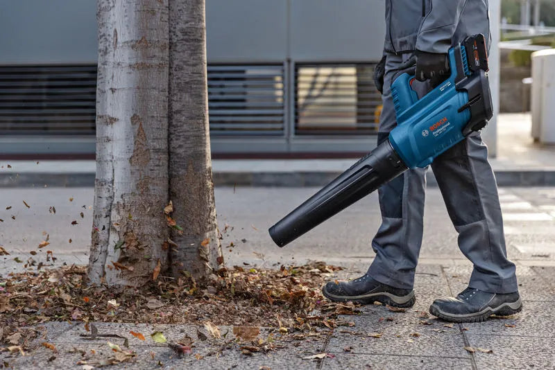 Blast Through the Mess: Meet the Bosch GBL 18V-750 BITURBO! 🌪️