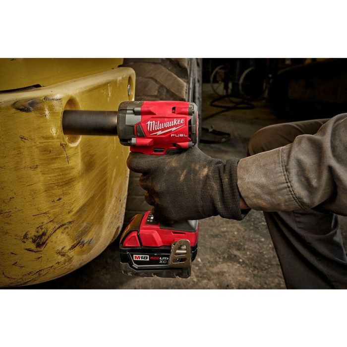 MILWAUKEE M18 FIW2F38-0 ASIA M18 FUEL™ 3/8″ 339Nm Compact Impact Wrench with Friction Ring (BARE UNIT)