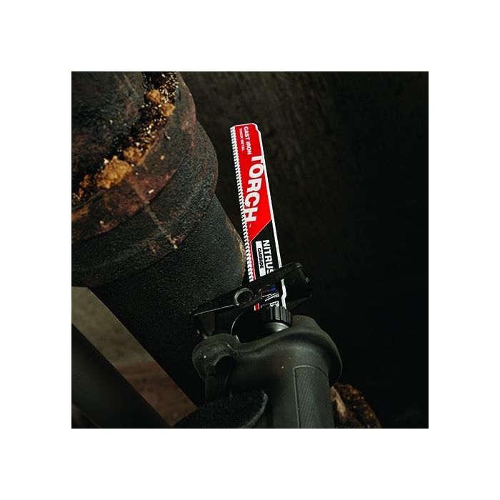 MILWAUKEE 48-00-5262 , 9" (230mm) 7TPI TORCH with Nitrus Carbide Sawzall Blade for Thick Metal