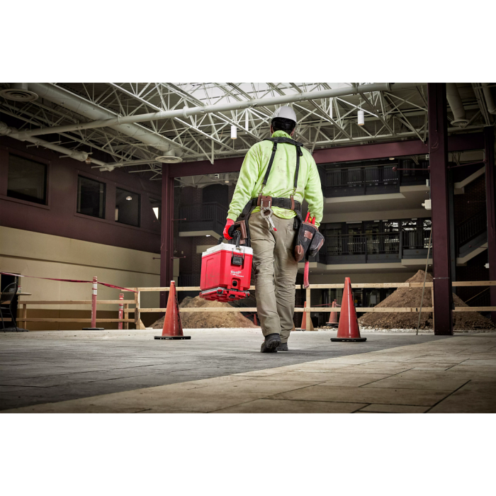 MILWAUKEE 48-22-8460 , PACKOUT™ Cooler