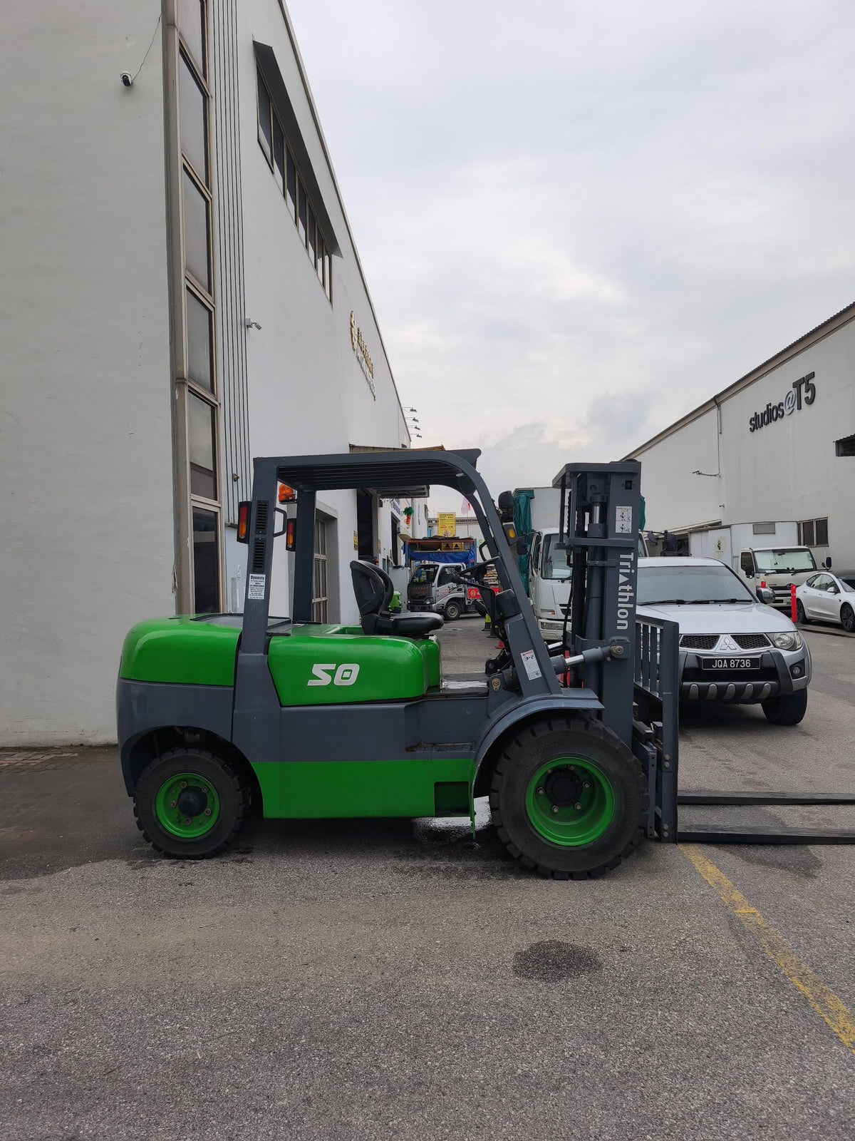 AIKO / TRIATHLON 5 TON DIESEL FORKLIFT | MODEL : CPCD5.0T/4.5M
