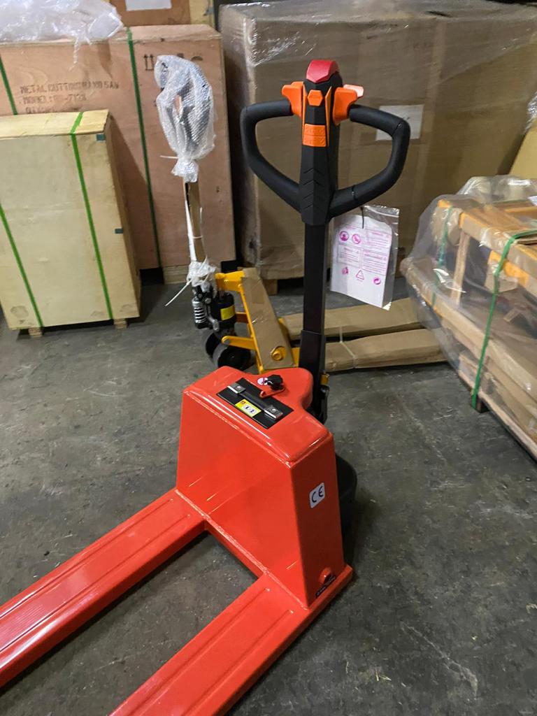 AIKO 2 TON PALLET TRUCK (560 X 1150MM) | MODEL : PT-AIKO120