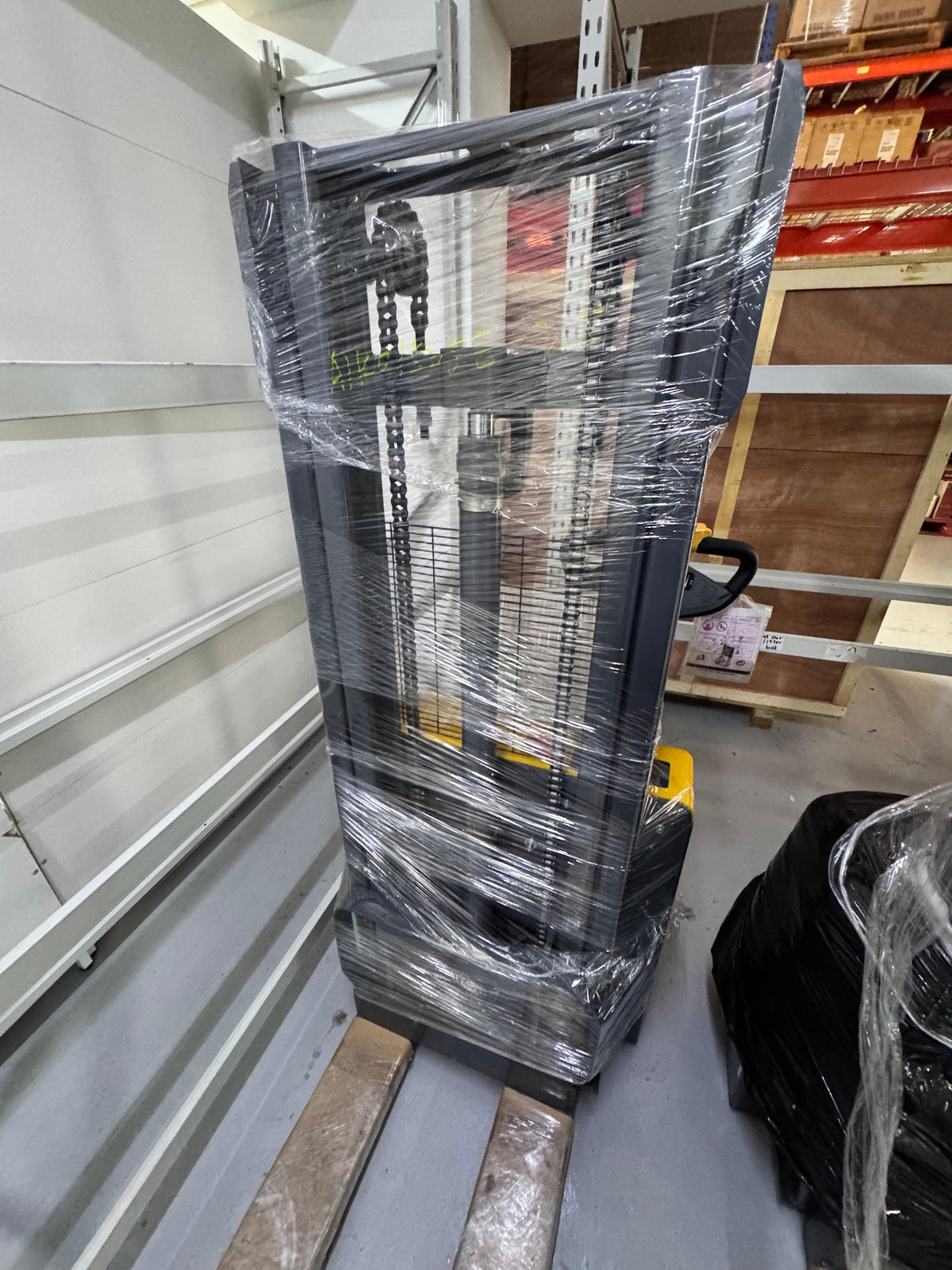 AIKO 2.5M FULL ELECTRICAL SELF-PROPELLED 1.5 TON STACKER FOR OPEN PALLET | MODEL : PT-AIKO1525E-2.5