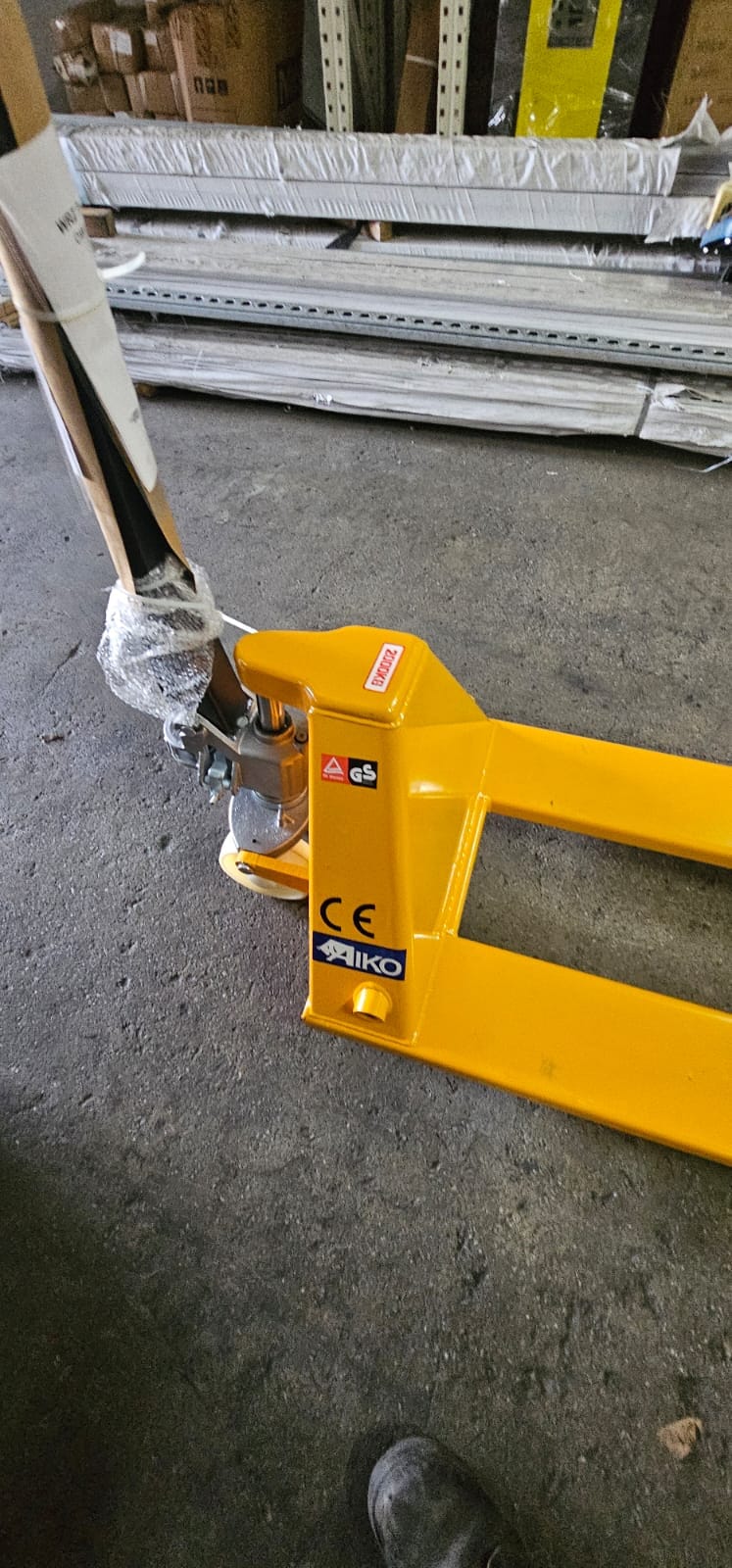 AIKO 2 TON HAND PALLET TRUCK REFER (PT-W2N-540L) | MODEL : PT-CBY2P-550L