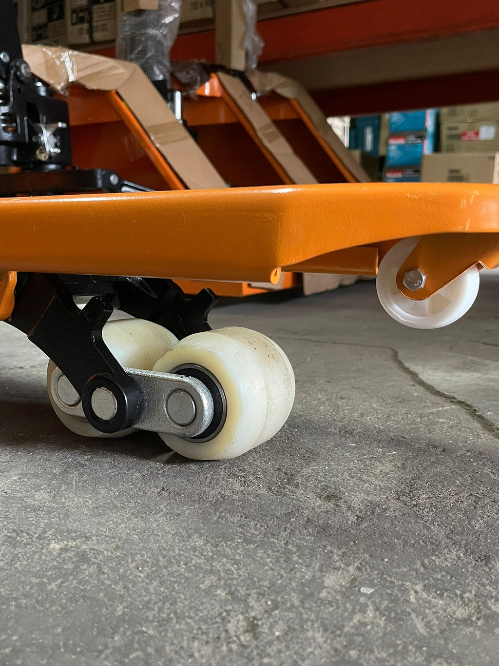 AIKO 3T 685*1220*85MM CBY SERIES DOUBLE NYLON PALLET TRUCK | MODEL : PT-CBY3N-685-2