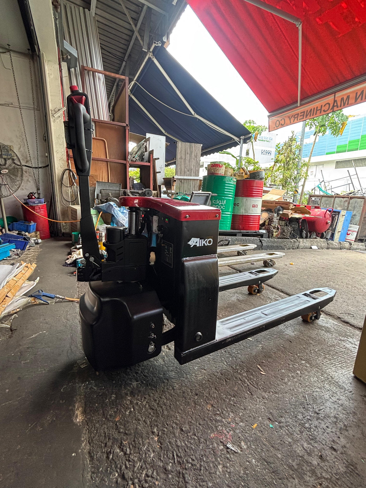AIKO FULLY ELECTRIC COLD ROOM PALLET TRUCK 3T 685*1220MM | MODEL: PT-HB-TYA30CS