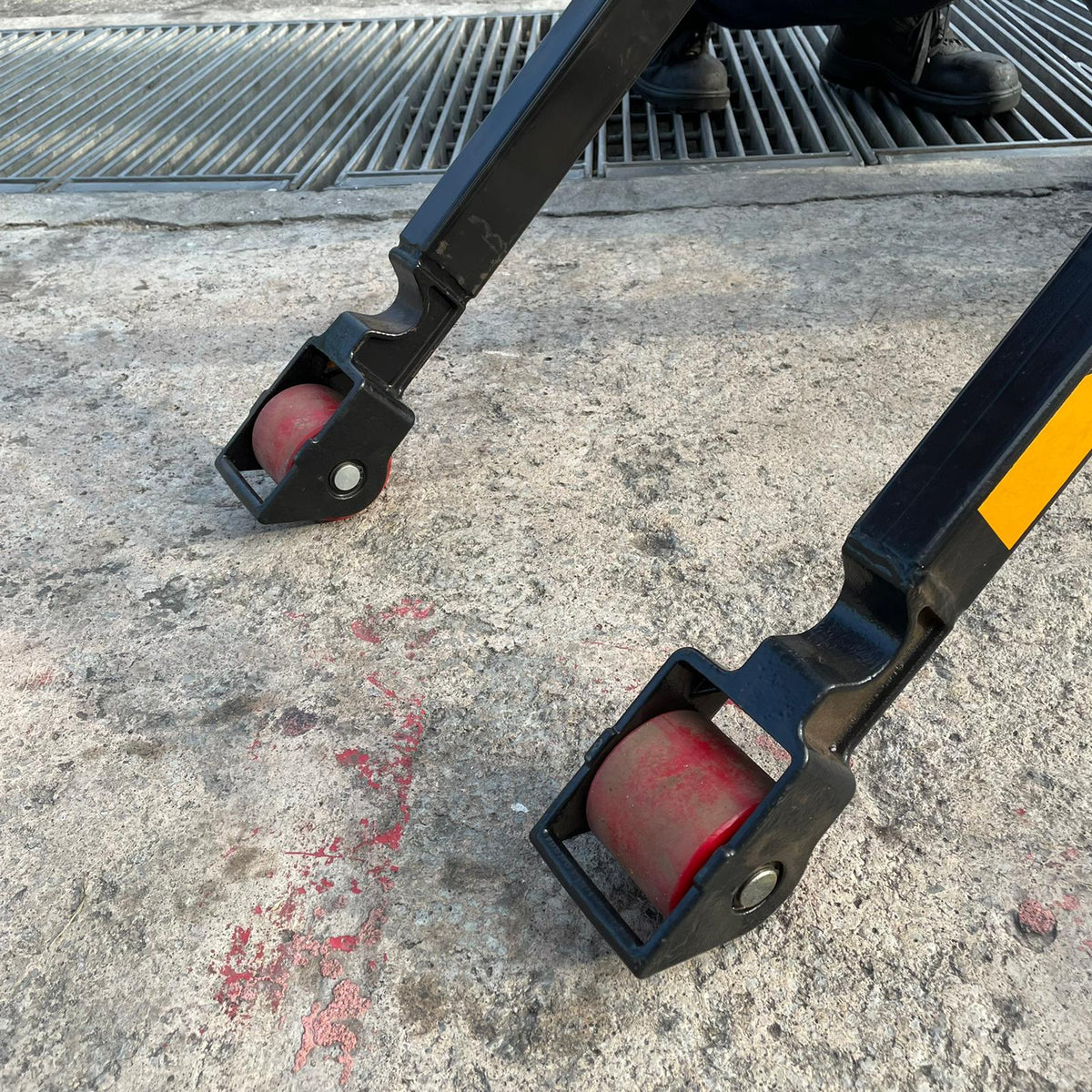 AIKO 1.5 TON HIGH LIFT SCISSOR PALLET TRUCK | MODEL : PT-HPT5415M