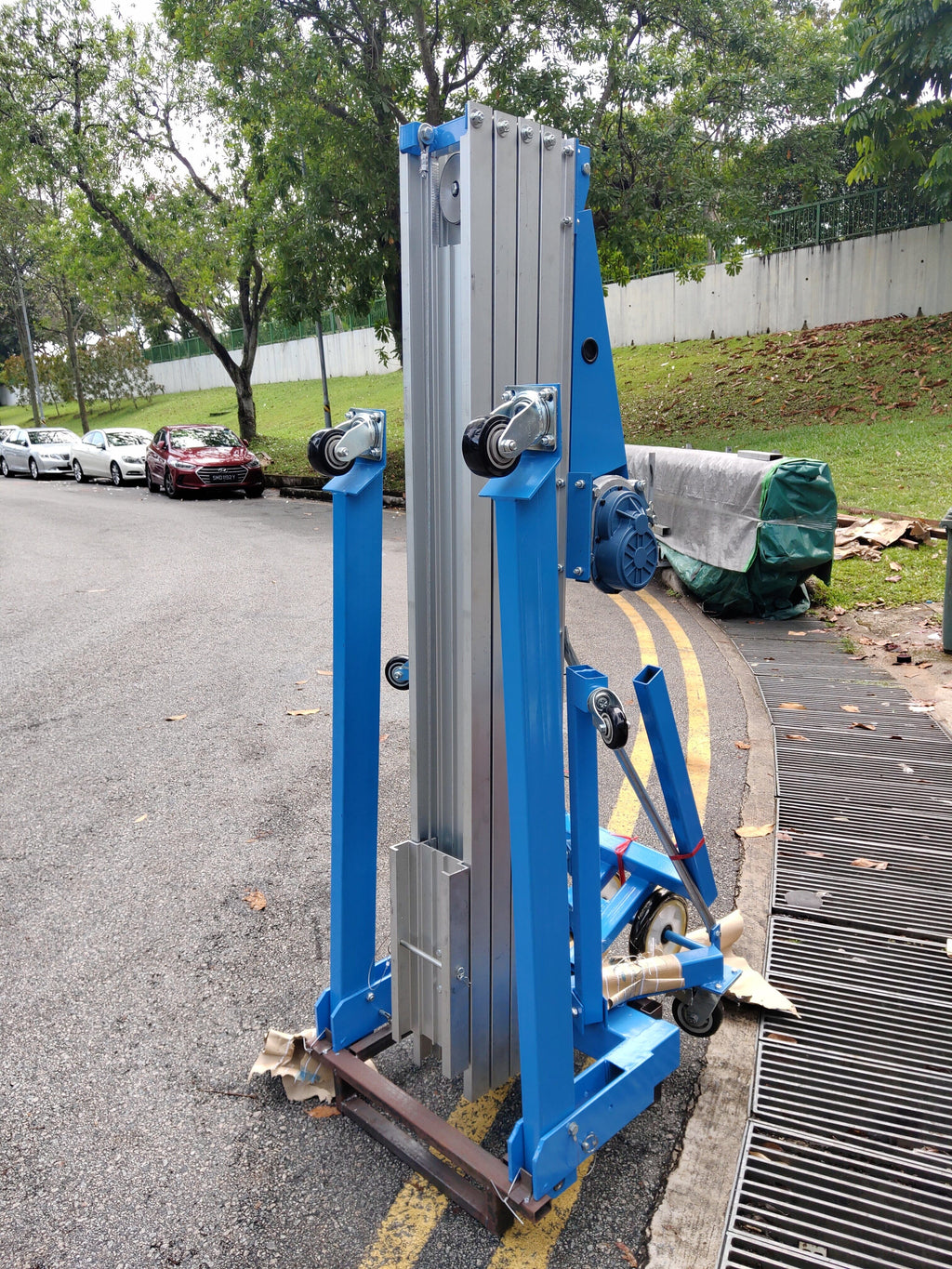 AIRSTRONG WIRE WINCH HIGH MATERIAL LIFTER 6M WITH ELECTRIC WINCH | MODEL : PT-LGA20-E