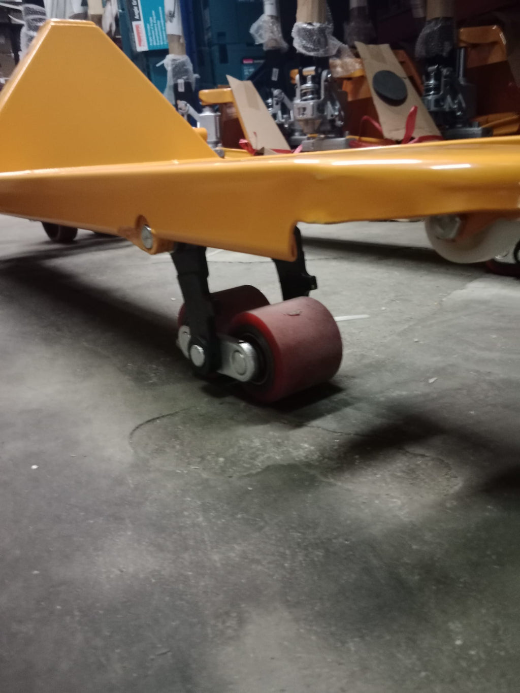 AIKO 3 TON PALLET TRUCK 3T 685*1220*85 DOUBLE PU WHEEL | MODEL : PT-W3P-685-2
