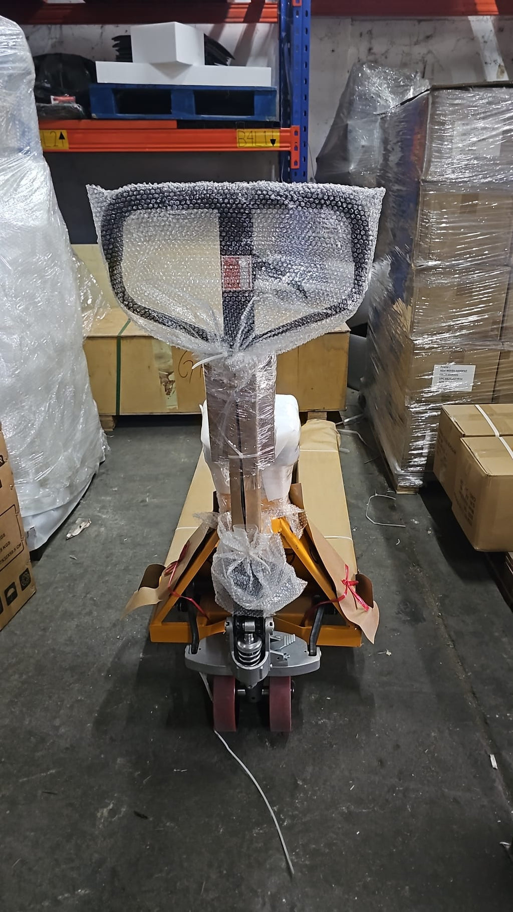 AIKO PALLET TRUCK 2TON 550*1150MM WITH WEIGHING SCALE DOUBLE PU WHEEL W/O PRINTER #WRZ-ES | MODEL: PT-WCW2-550