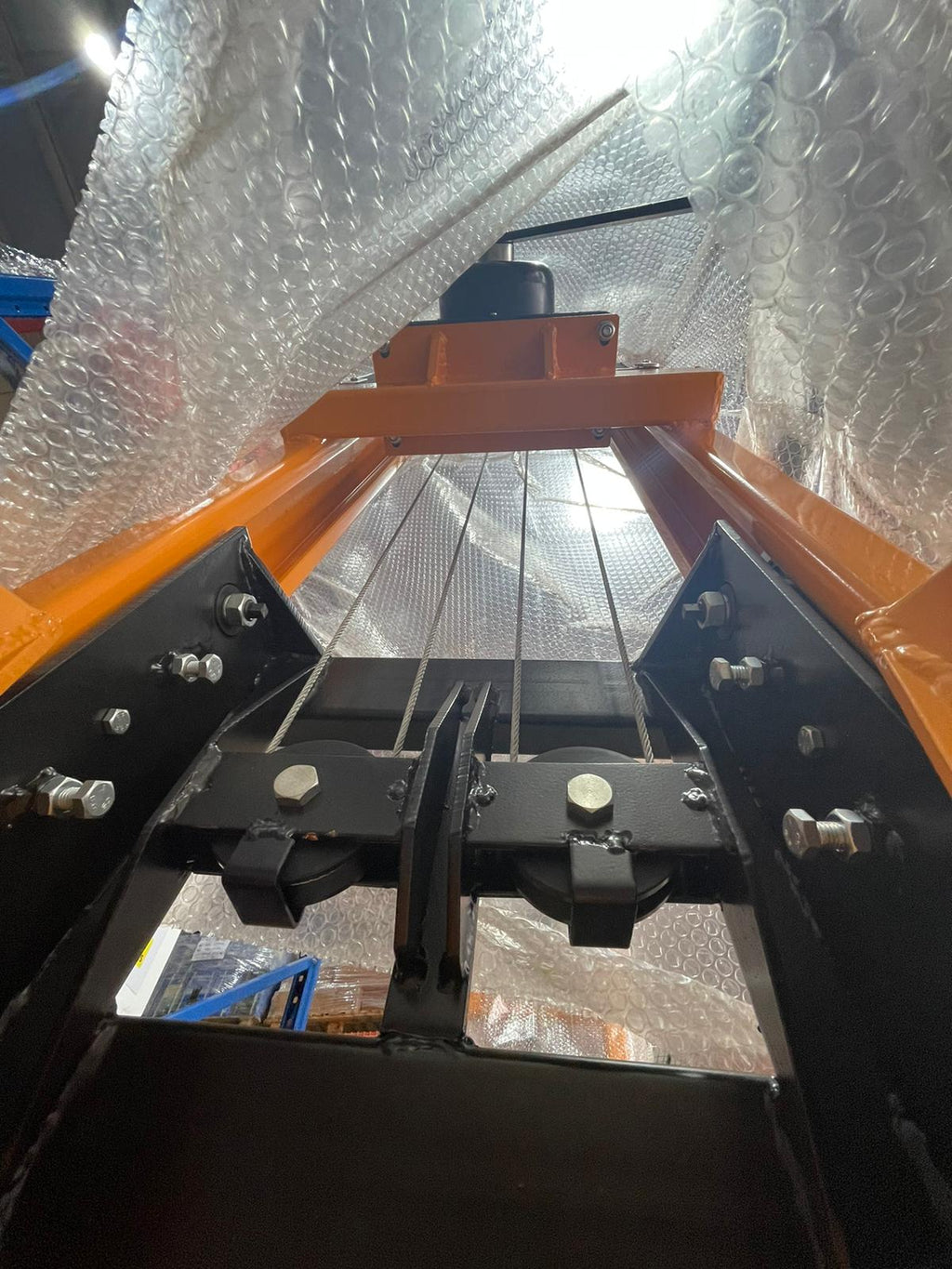 AIKO 1 TON 1.5M WINCH STACKER FOR OPEN PALLET | MODEL : PT-WS100