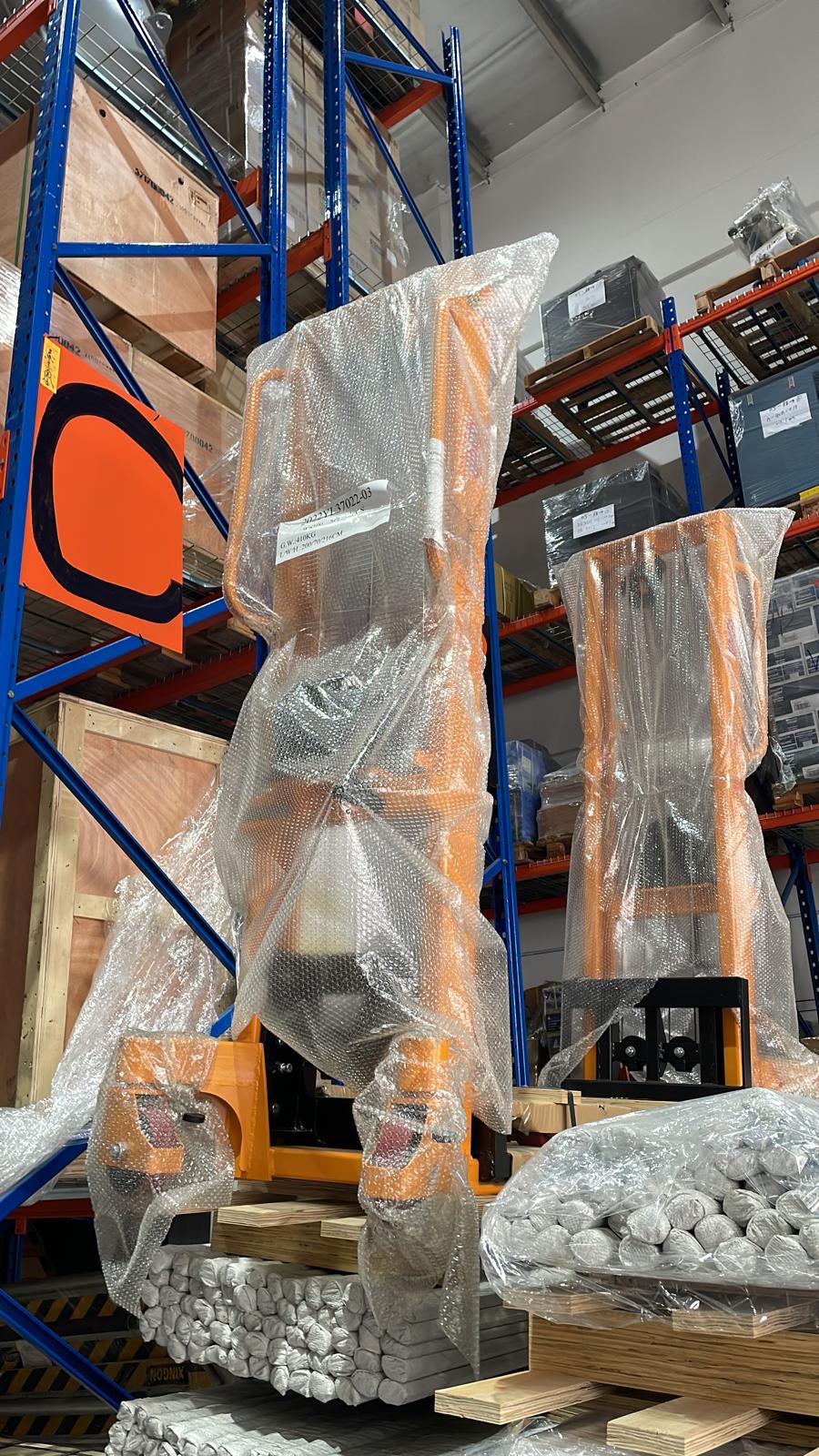 AIKO 1 TON 1.5M WINCH STACKER FOR OPEN PALLET | MODEL : PT-WS100