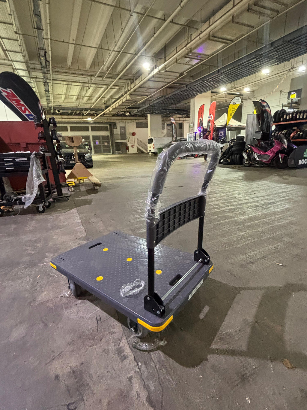 AIKO SUPER HEAVY DUTY PVC TROLLEY 500KG (GREY) #2859980 WITH STEEL SUPPORT | MODEL: TRL-DL600HD