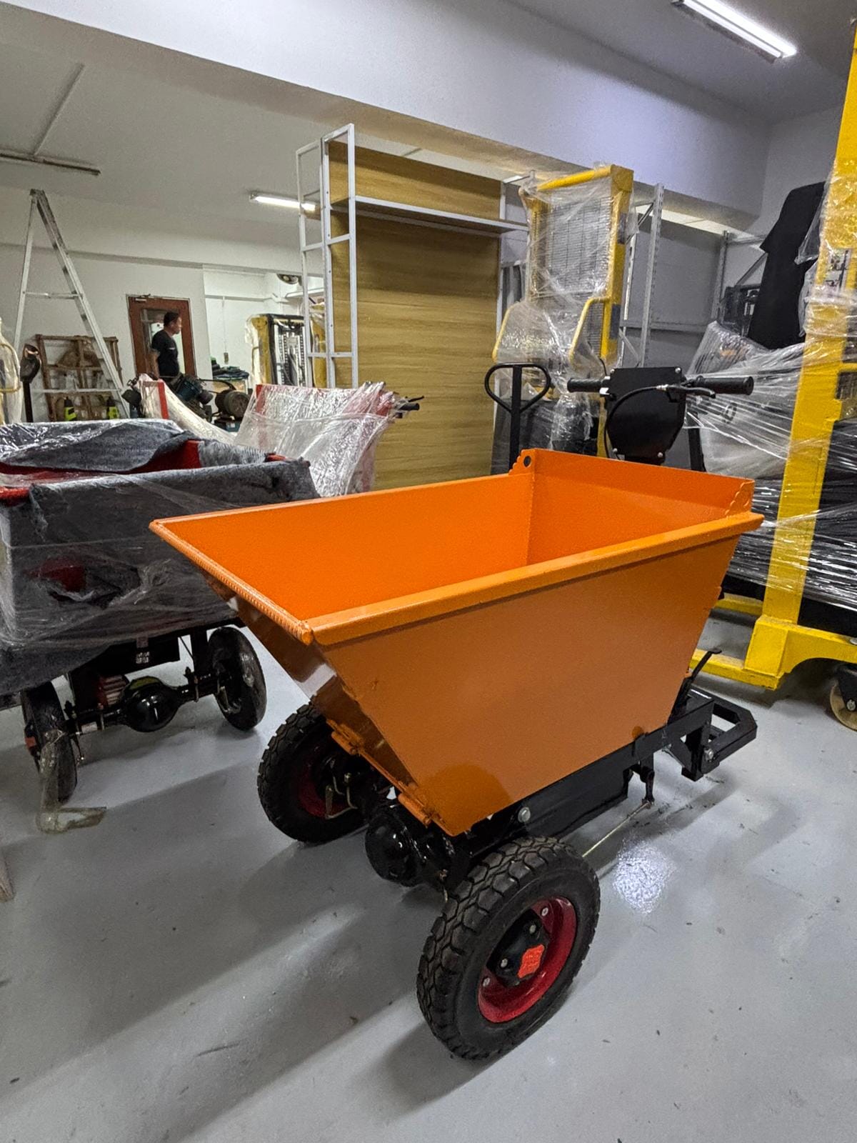 AIKO BATTERY STAND-ON MINI DUMPER 500KG (YELLOW) SLANT SHAPE HOPPER | MODEL: TRL-E-DUMPER-ST-SLT