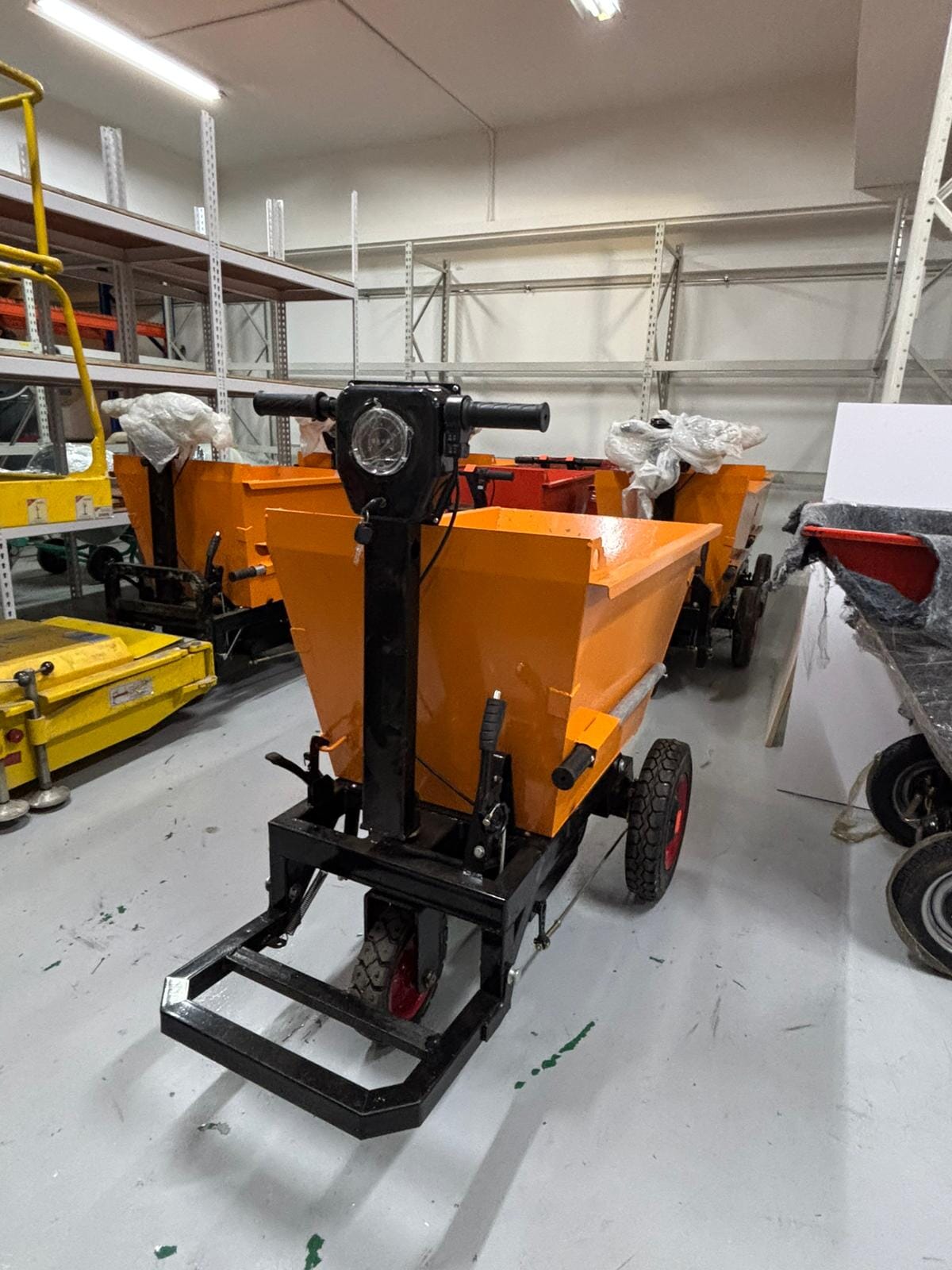 AIKO BATTERY STAND-ON MINI DUMPER 500KG (YELLOW) SLANT SHAPE HOPPER | MODEL: TRL-E-DUMPER-ST-SLT