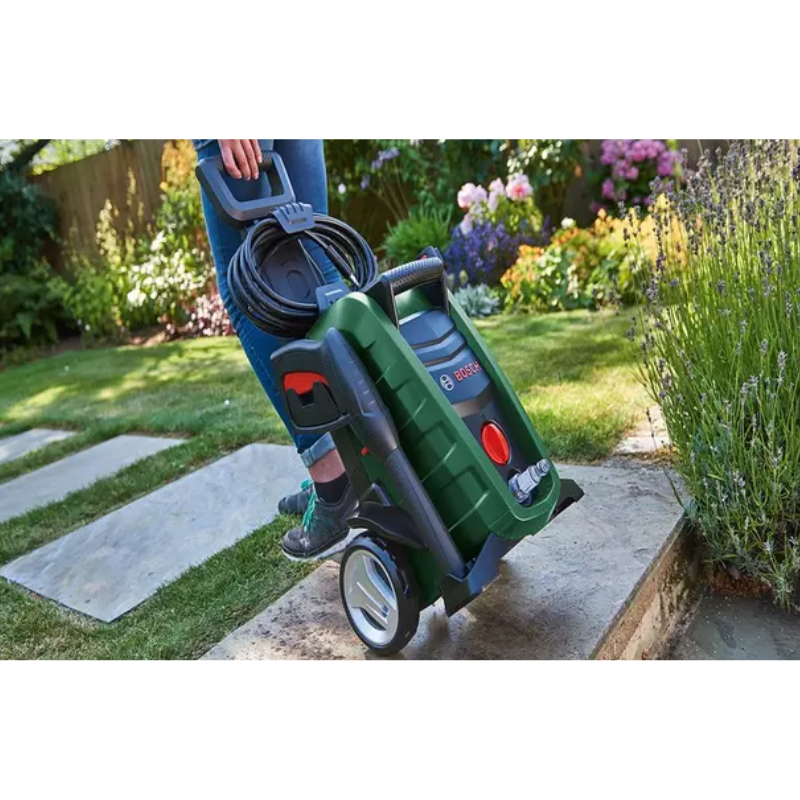 BOSCH UNIVERSAL AQUATAK 125, STRONG HIGH PRESSURE WASHER, 1500W, 125 BAR
