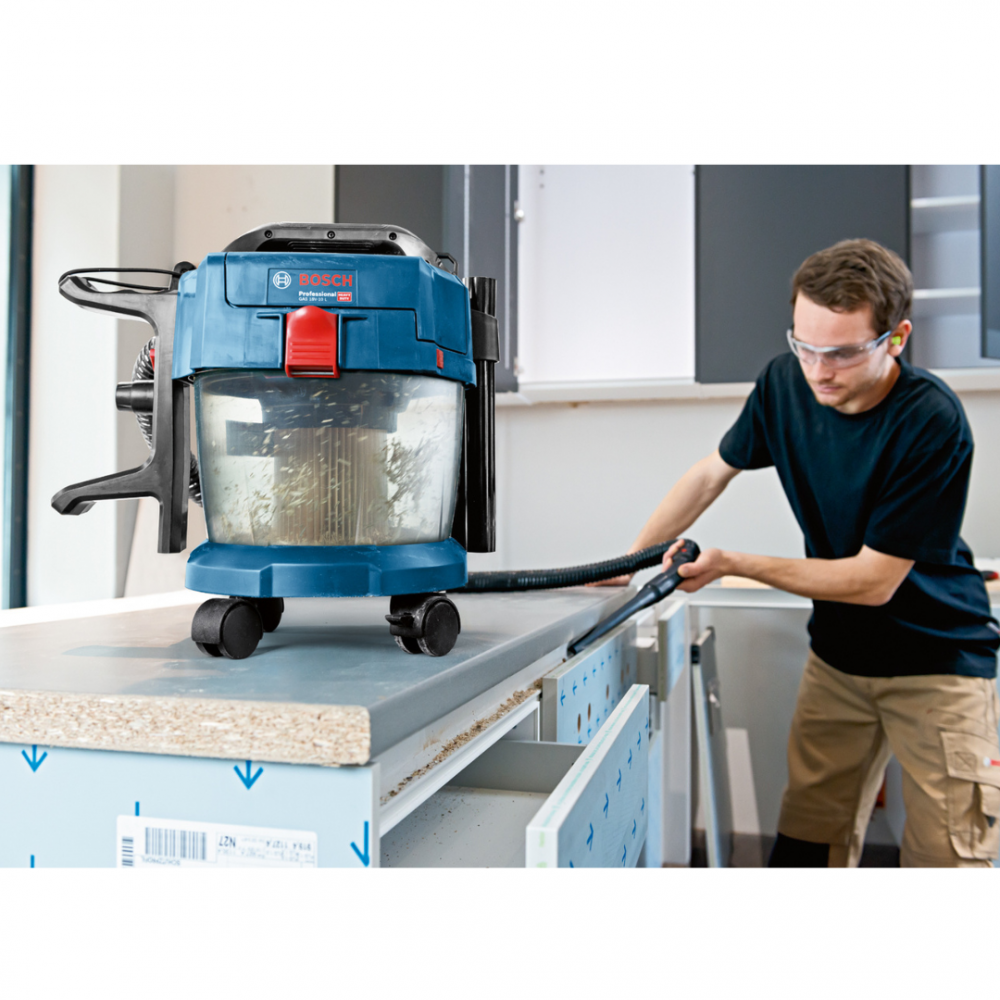 BOSCH GAS 18V-10L PRO WET & DRY CORDLESS VACUUM CLEANER / DUST EXTRACTOR (BARE UNIT)