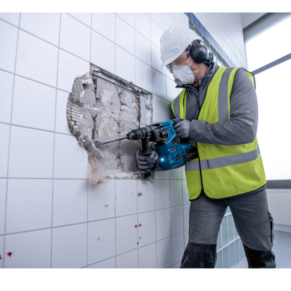 BOSCH GBH 18V-28CF PRO CORDLESS ROTARY HAMMER DRILL WITH SDS-PLUS (BARE UNIT)