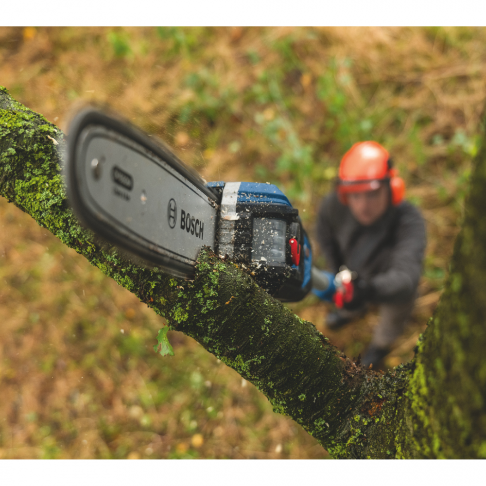 BOSCH GKE 18V-25TP PRO CORDLESS TELESCOPIC PRUNER