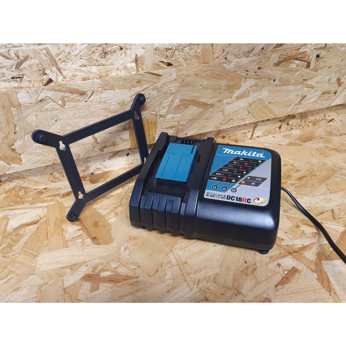 StealthMounts Charger Mounts for Makita 18V Series [SKU: CMC-MK-S_2]