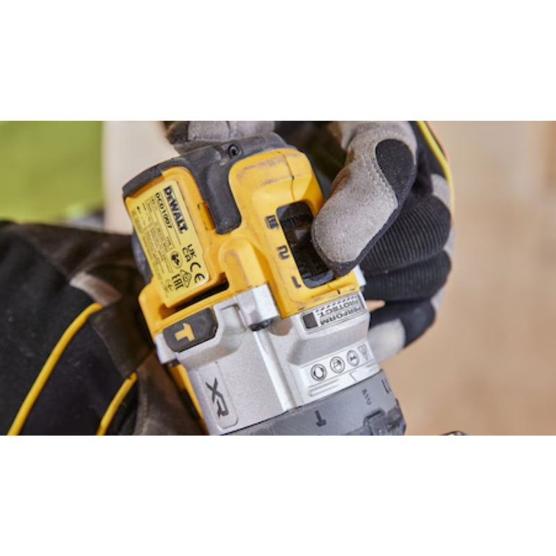 DEWALT DCD1007H1T, 18V / 20VMAX BRUSHLESS PREMIUM HAMMER DRILL DRIVER SET (WITH POWERSTACK BATTERY)