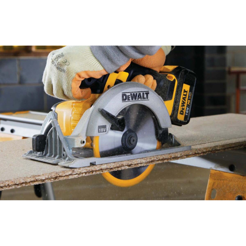 DEWALT DCS570N, 18V / 20VMAX BRUSHLESS 184MM (7.3″) CIRCULAR SAW (BARE TOOL ONLY)