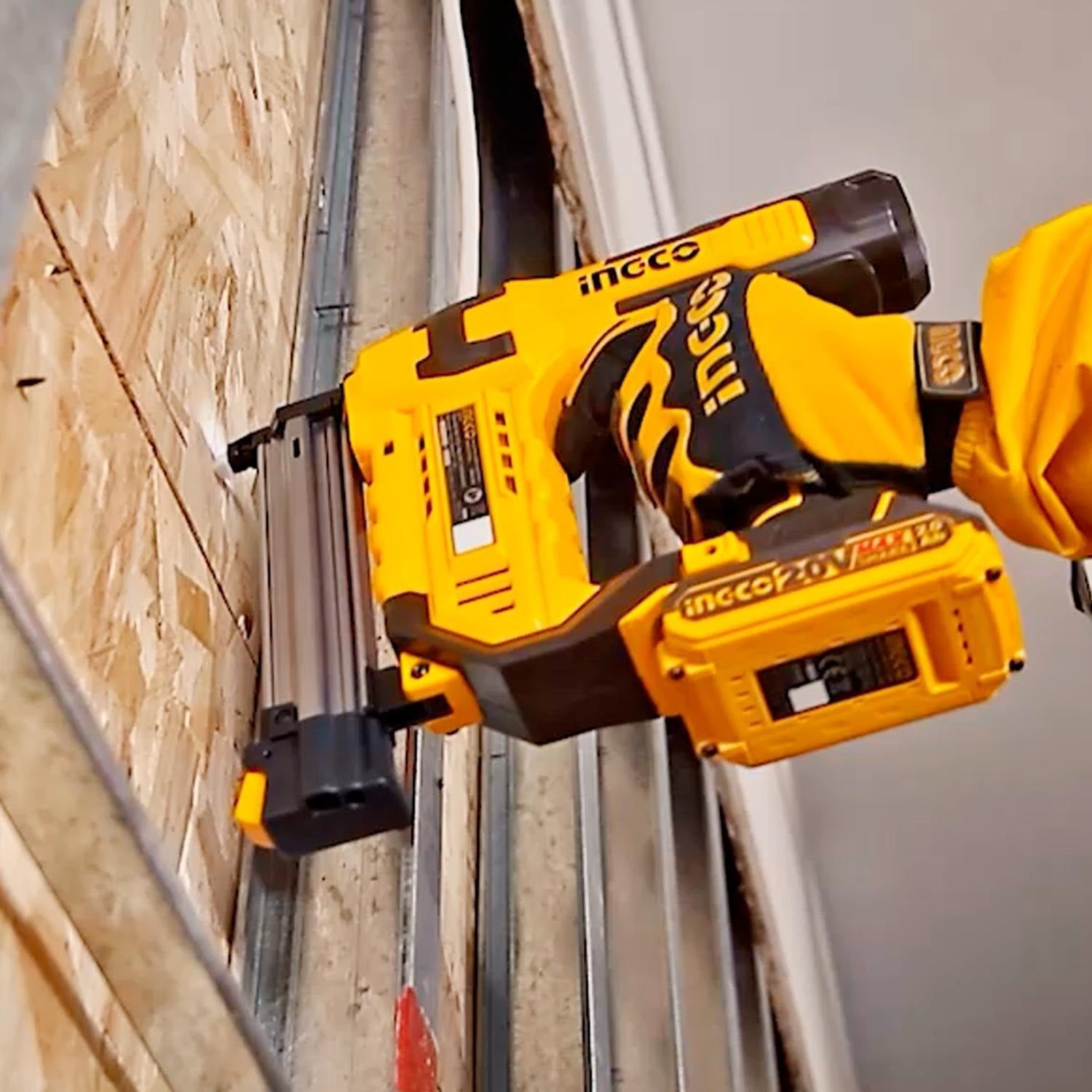 INGCO 20V LI-ION BL BRAD NAILER SIZE F15-F50 1X2.0AH CHARGER+CASE CBNLI5008 Secondary image