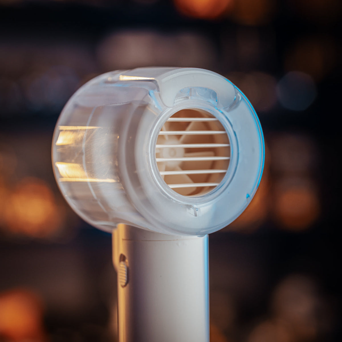 NITECORE IZZCOOL 20 (GREEN) - HANDHELD AIR CONDITIONER FAN (2,000MAH)