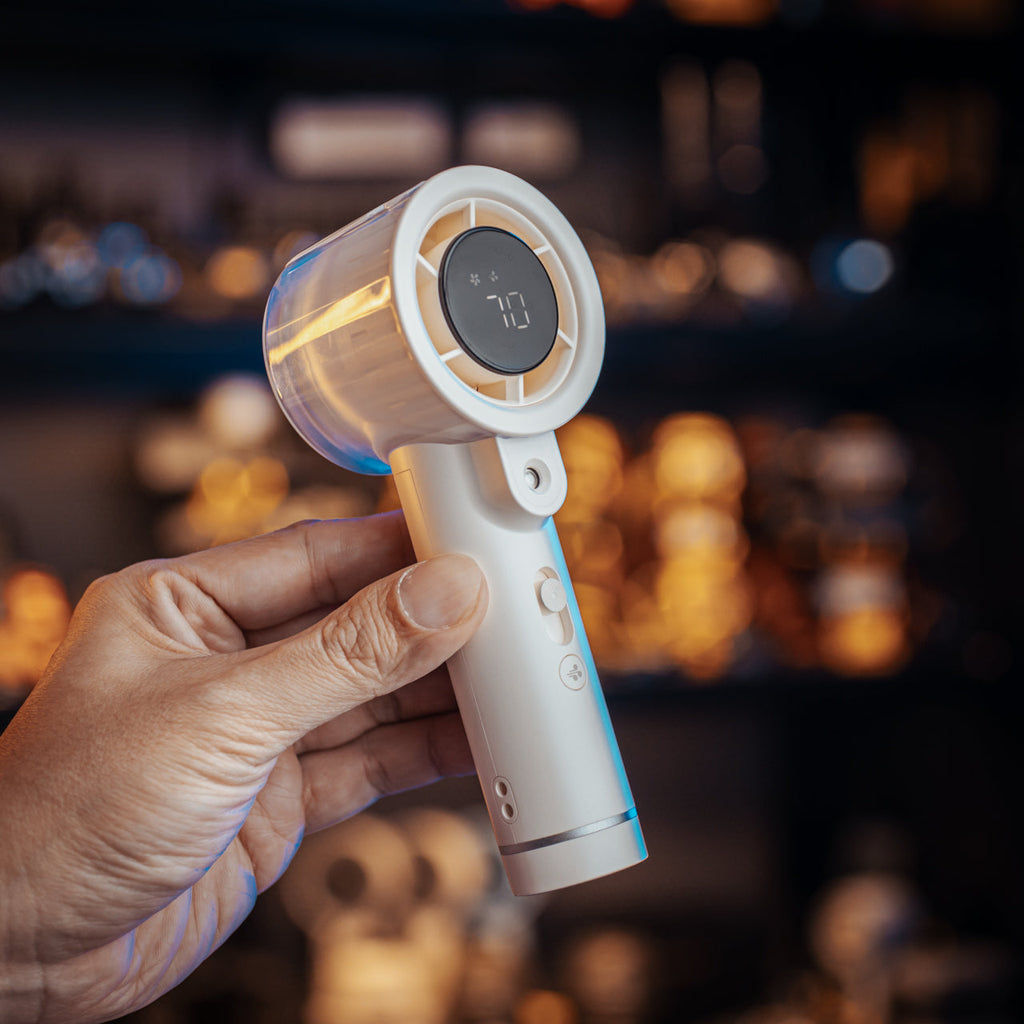 NITECORE IZZCOOL 20 PRO (WHITE) - HANDHELD AIR CONDITIONER FAN (5,000MAH)