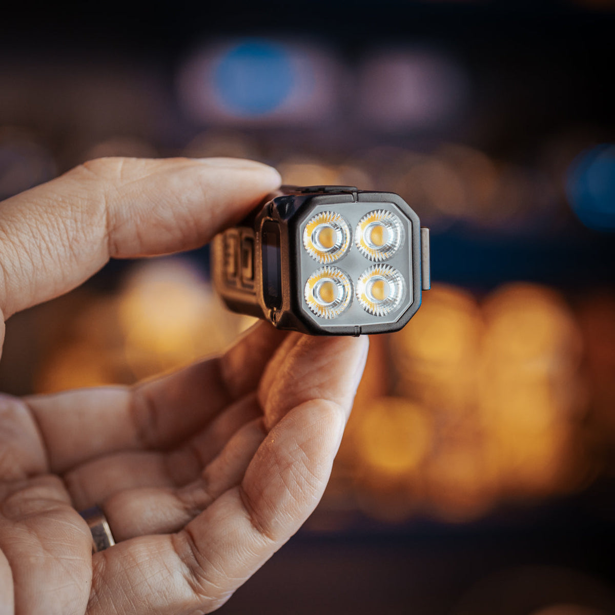 NITECORE TUP 2 (BLACK) - 1200 LUMENS