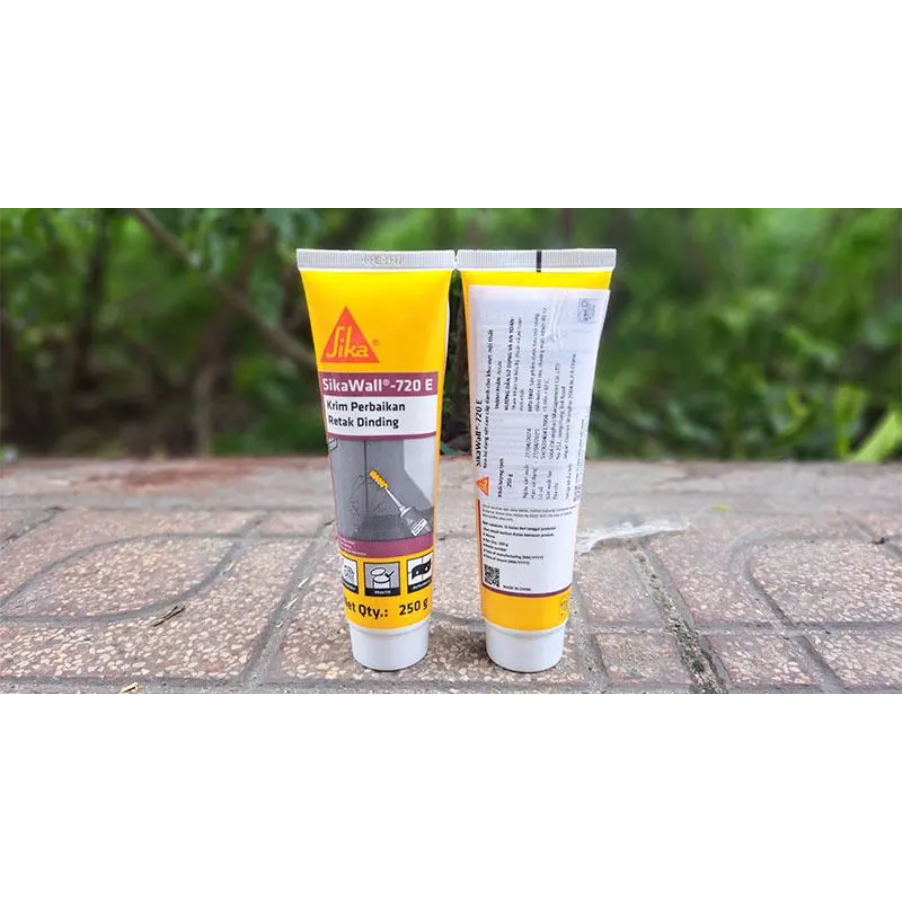 SIKAWALL 720 E, POLYMER BASE WALL PUTTY REPAIR PASTE - WALL CRACK / NAIL HOLE