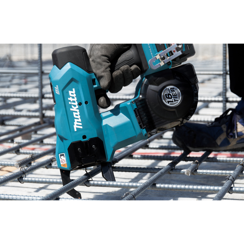 MAKITA TR001GZ, 40V CORDLESS REBAR TYING TOOL (BARE UNIT)