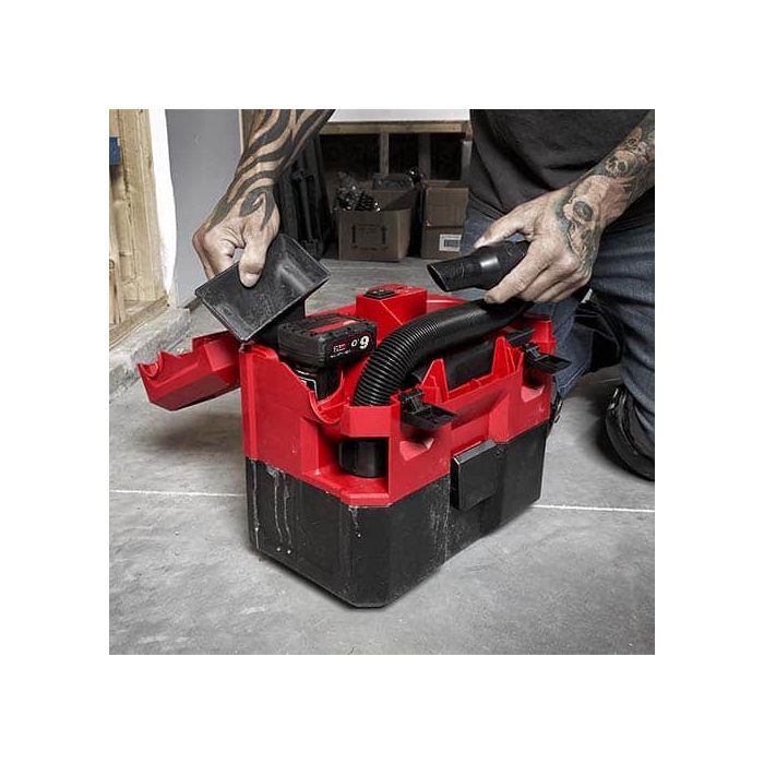 MILWAUKEE M12 FVCL-0 ASIA M12 FUEL™ 105mbar, 6.1Lt Wet/Dry Vacuum (BARE UNIT)