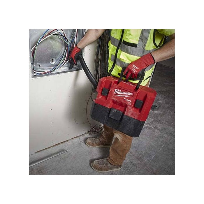 MILWAUKEE M12 FVCL-0 ASIA M12 FUEL™ 105mbar, 6.1Lt Wet/Dry Vacuum (BARE UNIT)