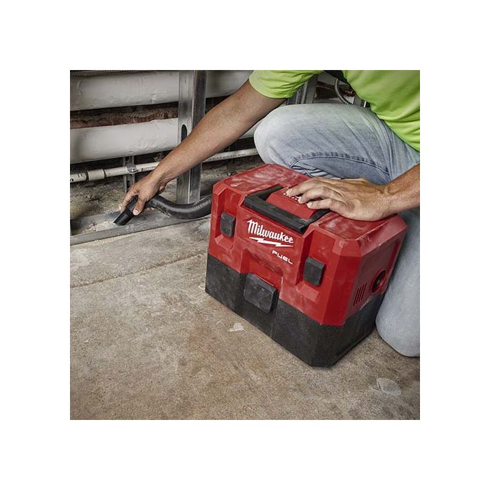 MILWAUKEE M12 FVCL-0 ASIA M12 FUEL™ 105mbar, 6.1Lt Wet/Dry Vacuum (BARE UNIT)
