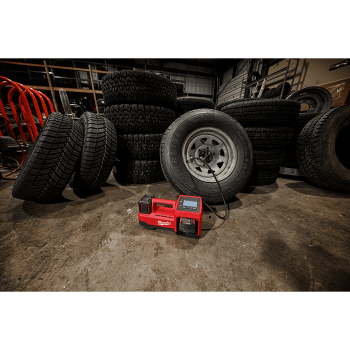 MILWAUKEE M18 BI-0 APJ M18™ 10.3 Bar / 150 PSI Inflator (BARE UNIT)