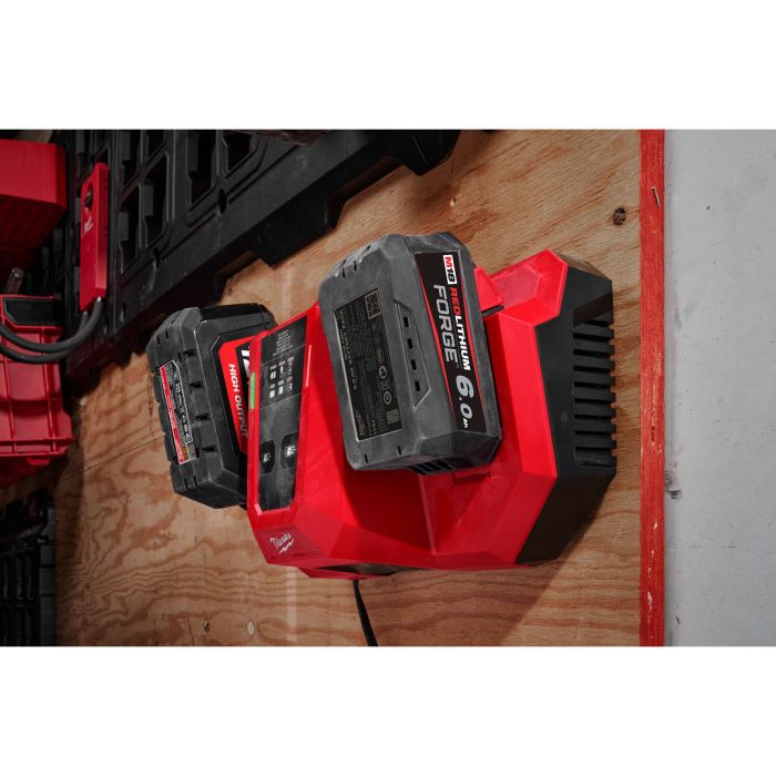 MILWAUKEE M18 DBSC SA , M18™ Dual Bay Super Charger