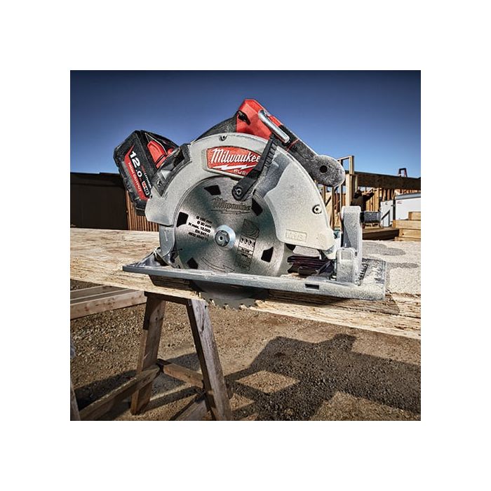 MILWAUKEE M18 FCS66-0 ASIA M18 FUEL™ 190mm Circular Saw (BARE UNIT)