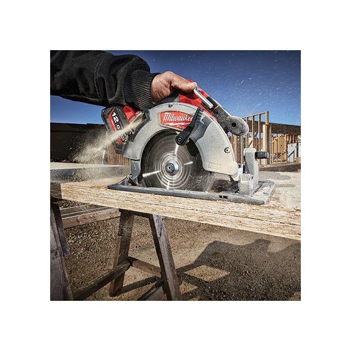 MILWAUKEE M18 FCS66-0 ASIA M18 FUEL™ 190mm Circular Saw (BARE UNIT)