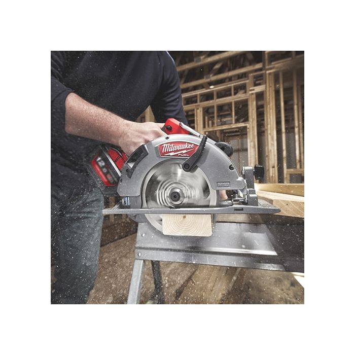 MILWAUKEE M18 FCS66-0 ASIA M18 FUEL™ 190mm Circular Saw (BARE UNIT)