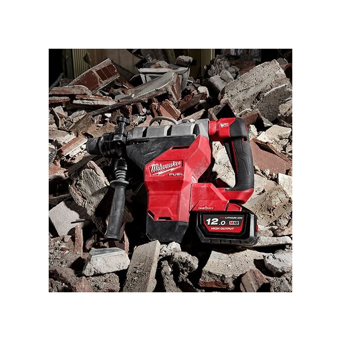 MILWAUKEE M18 FHM-0C0 ASIA M18 FUEL™ 45mm 11 Joule SDS-MAX Combination Hammer (BARE UNIT)