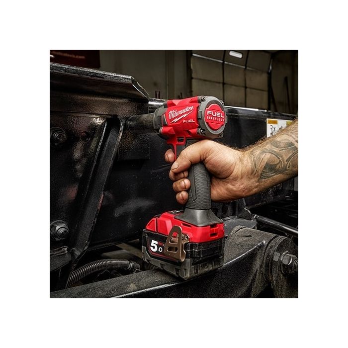 MILWAUKEE M18 FIW212-0X0 ASIA M18 FUEL™ Gen II 1/2" 339Nm Compact Impact Wrench (BARE UNIT)