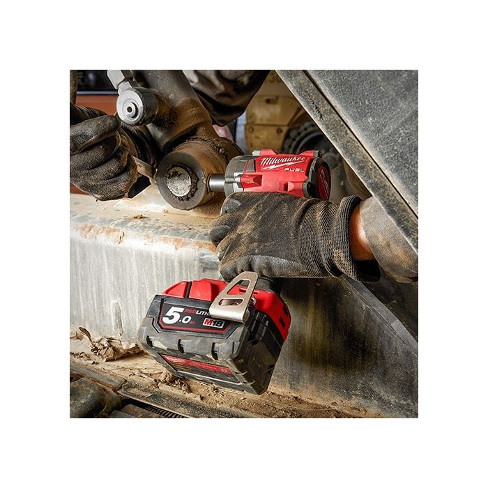 MILWAUKEE M18 FIW212-0X0 ASIA M18 FUEL™ Gen II 1/2" 339Nm Compact Impact Wrench (BARE UNIT)