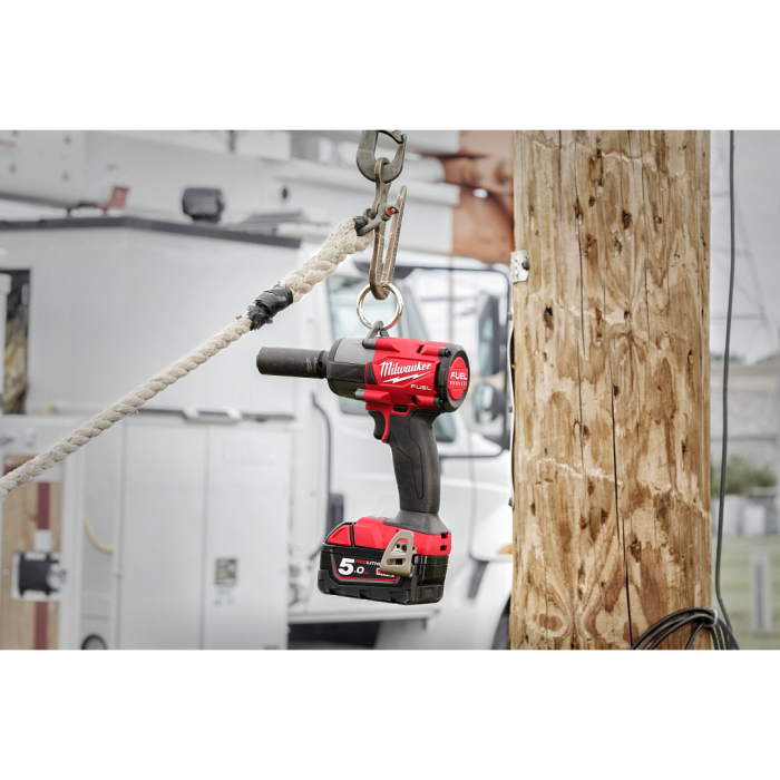 MILWAUKEE M18 FMTIW2F12-0X0 ASIA M18 FUEL™ Gen II 1/2" 881Nm Mid-Torque Impact Wrench (BARE UNIT)