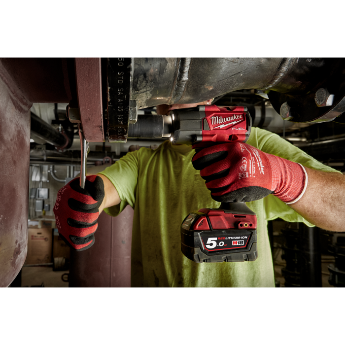 MILWAUKEE M18 FMTIW2F12-0X0 ASIA M18 FUEL™ Gen II 1/2" 881Nm Mid-Torque Impact Wrench (BARE UNIT)