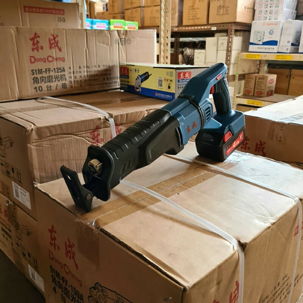 Dongcheng DCJF28 18V Cordless Reciprocating Saw Kit Secondary image