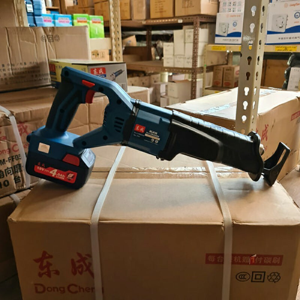 Dongcheng DCJF28 18V Cordless Reciprocating Saw Kit
